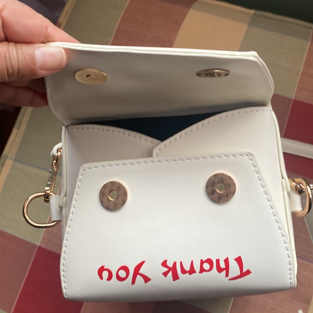 Bag - Picture 2 of 5
